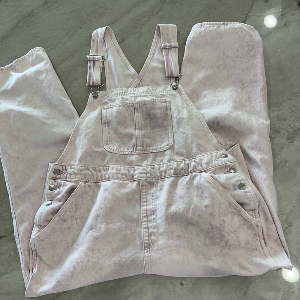 Universal Thread Light Pink Denim Overalls - Women's - Picture 2 of 7